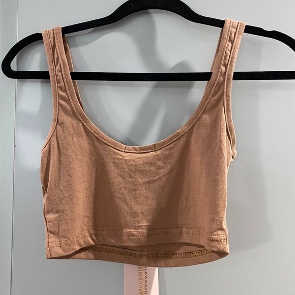 🌟Missguided NWT Cropped Tank Top Brown/Tan Size US 4 - Picture 2 of 5